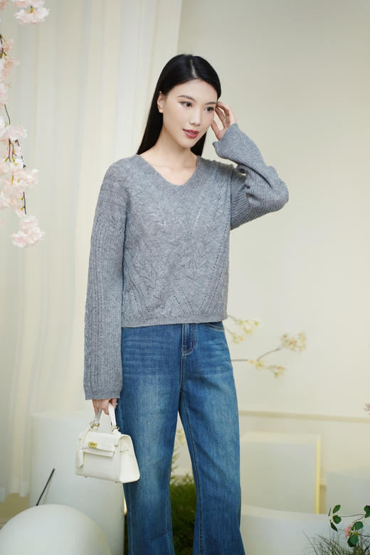 M1臣禾	【艺术家毛衫】100%羊毛V领钩花毛衫套头针织衫	JZ253091022 商品图1