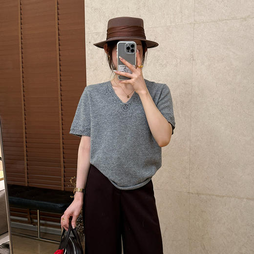 【部分现货】良木礼山羊绒上衣（Q259112） 商品图3