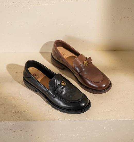 西村名物2025年秋冬新款英伦风复古通勤山茶花厚底乐福鞋T25CM30971 商品图6