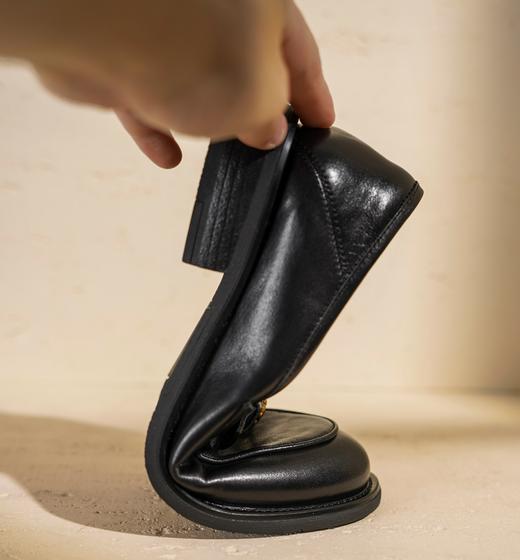 西村名物2025年秋冬新款英伦风复古通勤山茶花厚底乐福鞋T25CM30971 商品图9