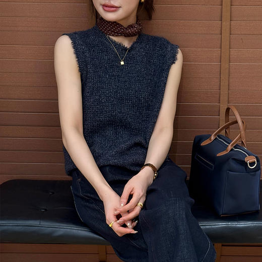 【不退不换】良木礼山羊绒背心（Q2591202F） 商品图3