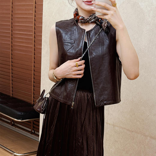 【特价不退不换】良木礼羊皮马甲（Q2591230） 商品图0