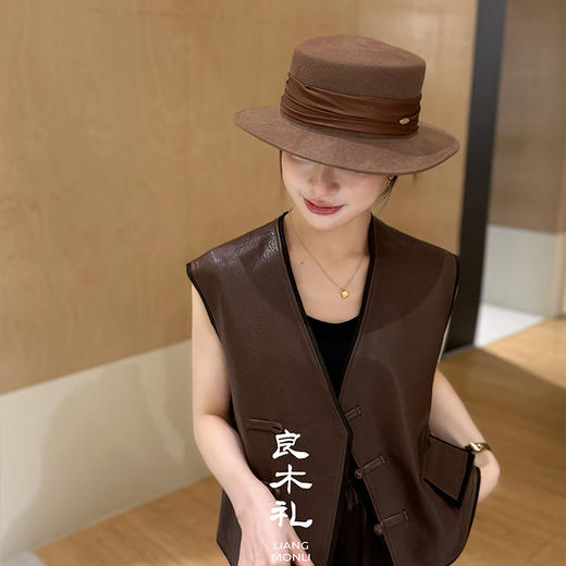 【特价不退不换】【预售7天】良木礼绵羊皮马甲（Q2592449） 商品图1