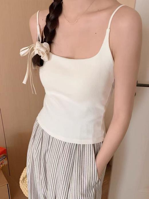 【品质美背】莫代尔～702（升级版）白色免穿内衣一体杯背心-喜出 商品图0