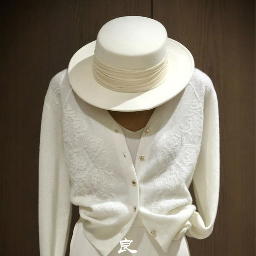 良木礼山羊绒刺绣开衫（Q2584515） 商品图0