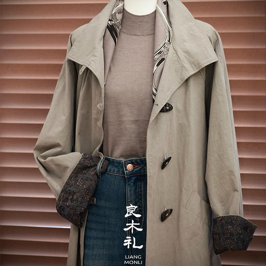 【预售7天】良木礼真丝风衣（Q2591433） 商品图0