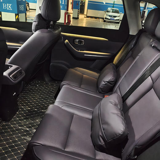 零跑汽车 零跑C10 605激光雷达版【长租-北京】 商品图5