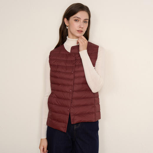 EITIE爱特爱舒适柔软打底贴身保暖内胆马夹短款羽绒服冬新款D2511903 商品图7