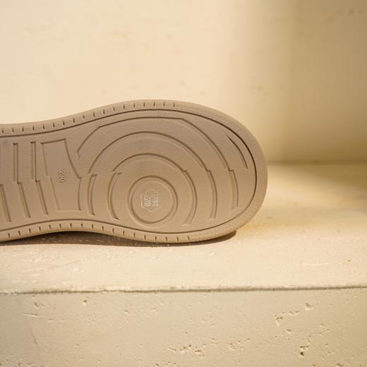 西村名物2025年冬季新款复古休闲短靴系带高帮马丁靴T25DS49611 商品图11