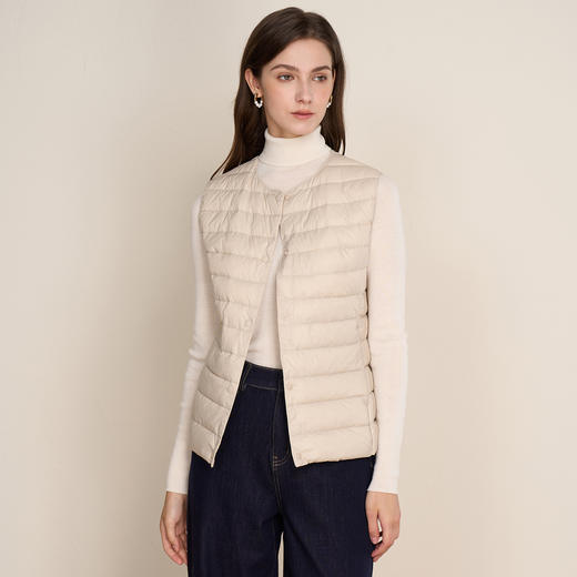 EITIE爱特爱舒适柔软打底贴身保暖内胆马夹短款羽绒服冬新款D2511903 商品图4