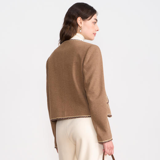 EITIE爱特爱复古高级感优雅气质小香风显瘦短外套秋冬新款D2503911 商品图4