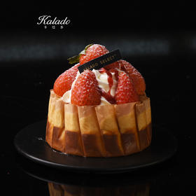 草莓雪顶巴斯克