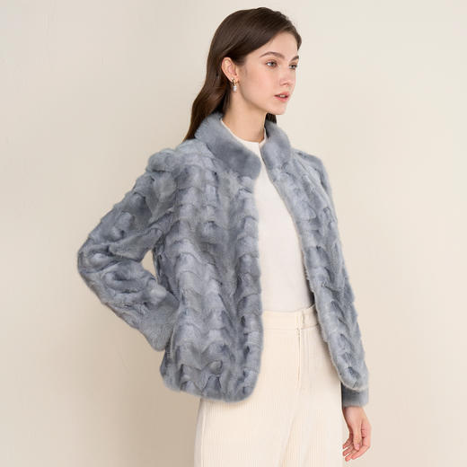 EITIE爱特爱时尚小立领浅蓝色轻奢直筒水貂毛皮草外套冬新款D2593907X 商品图3