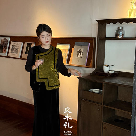 【不退不换】良木礼丝绒国风马甲（Q2591221） 商品图1