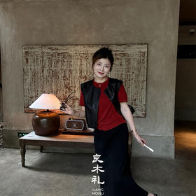 【特价不退不换】良木礼开叉半裙（Q258367）