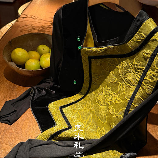 【不退不换】良木礼丝绒国风马甲（Q2591221） 商品图4