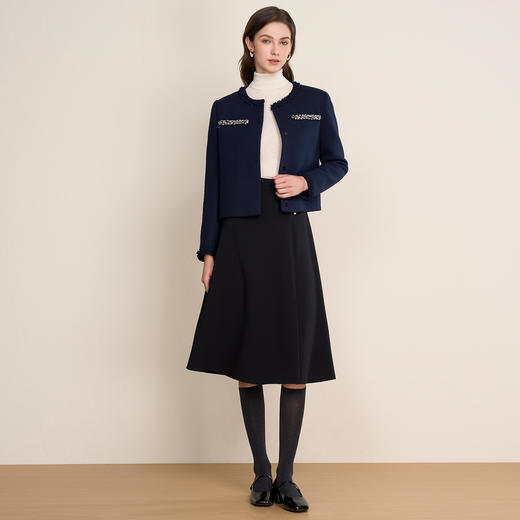 EITIE爱特爱优雅通勤小香风气质圆领深蓝色短外套秋冬新款D2503901 商品图1