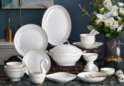 凡瑞斯白色依恋浮雕12人用50头骨瓷餐具【不支持补差，非质量问题不退不换】S 商品图0