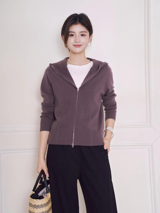 女士精纺帽子拉链开衫 商品图2