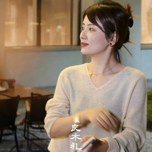 【预售7天】良木礼山羊绒钉珠套衫（Q2584516） 商品图8