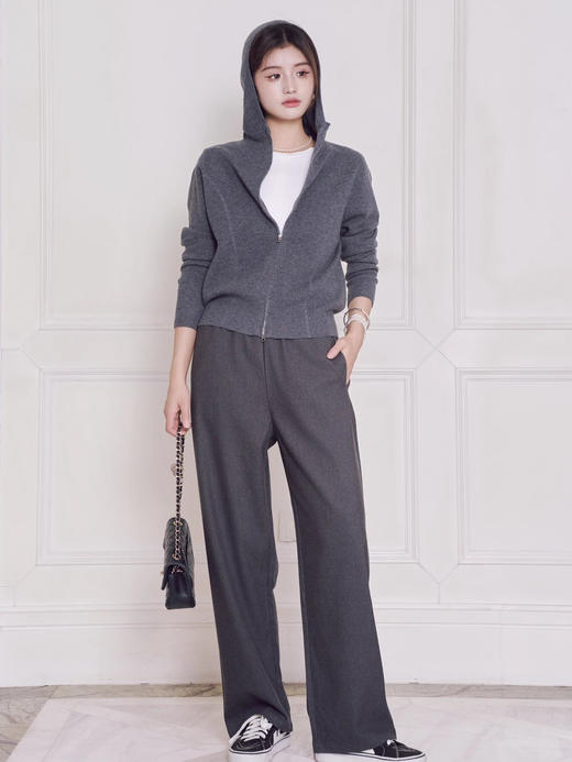 女士精纺帽子拉链开衫 商品图0