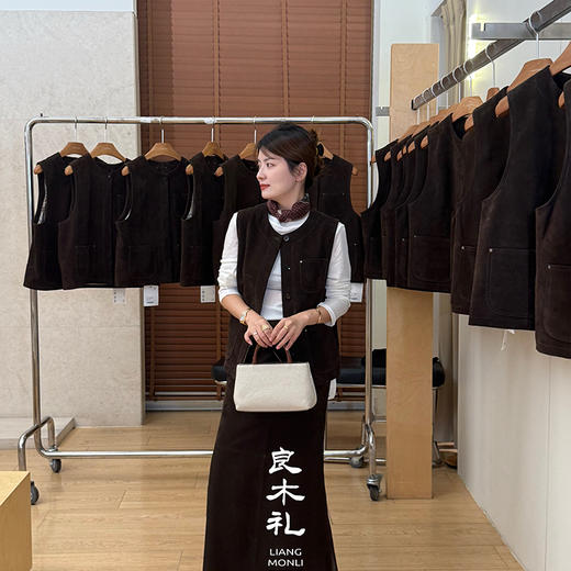 【预售7天】良木礼山羊皮鱼尾半裙（Q8141） 商品图2