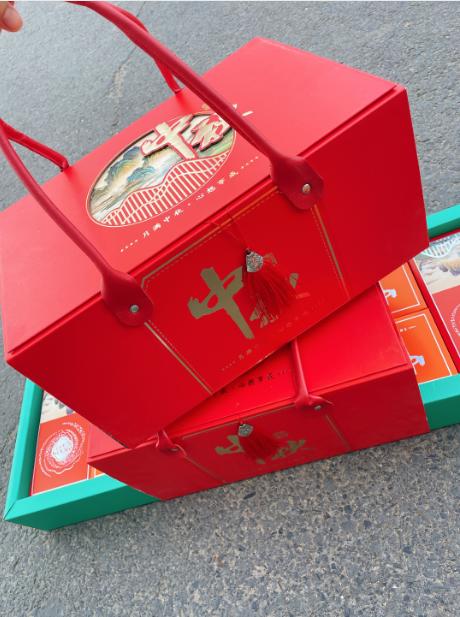 中秋时尚双层月饼礼盒 商品图2