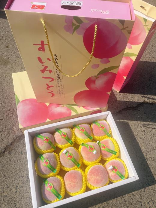 黄箱水蜜桃一箱（12粒） 商品图1