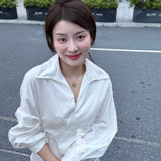 【预售7天】良木礼翻领收腰上衣（Q258446） 商品图1