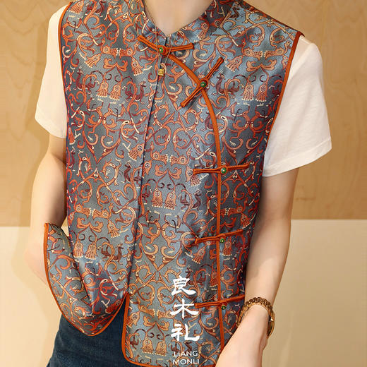 【不退不换】良木礼国风马甲（Q2591219） 商品图2