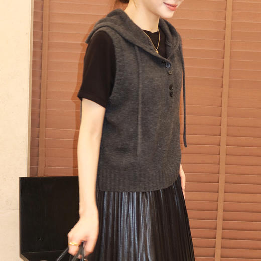 【预售7天】良木礼山羊绒连帽背心（Q2584518） 商品图1