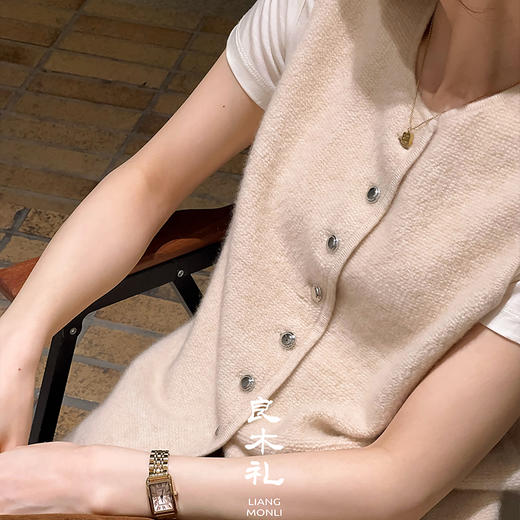 【特价不退不换】良木礼山羊绒马甲（Q2584512） 商品图3