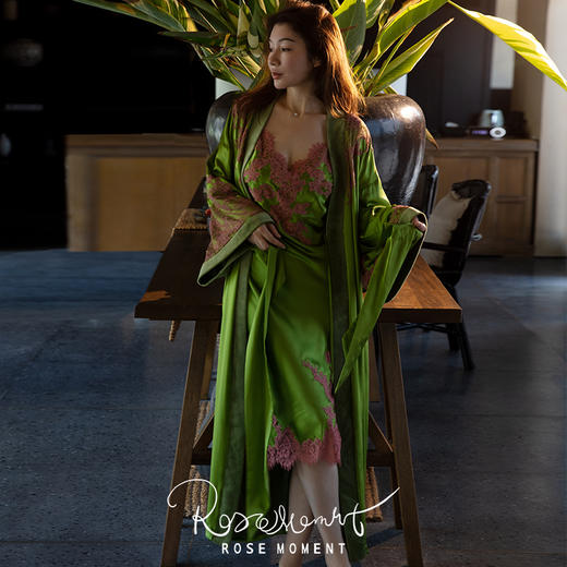 静奢真丝蕾丝立绒大袖宽长袍 P250603 商品图7