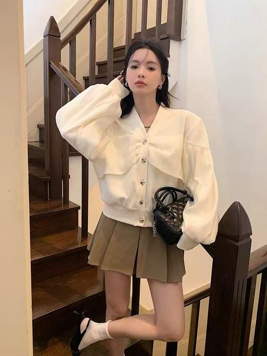 【设计师定制款】2928小香风外套女白色短款针织拼接泡泡袖V领高级感气质别致上衣-喜出 商品图0
