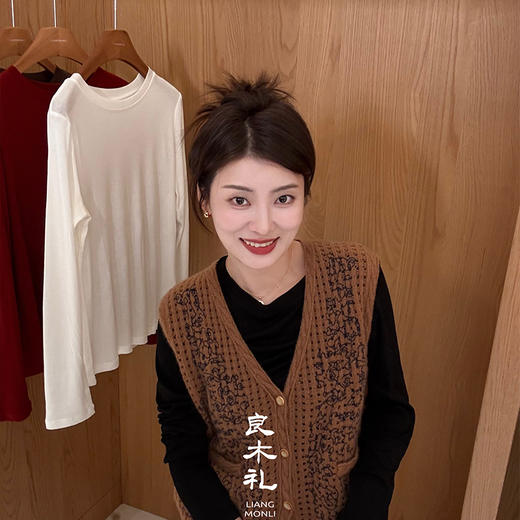 【预售7天】良木礼山羊绒镂空马甲(Q2584528) 商品图0