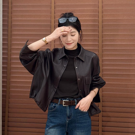 【预售7天】良木礼翻领绵羊皮衣（Q2582124） 商品图1