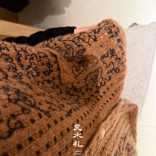 【预售7天】良木礼山羊绒镂空马甲(Q2584528) 商品图5