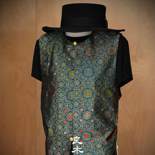 【不退不换】【预售7天】良木礼桑蚕丝国风马甲（Q2593322） 商品图3