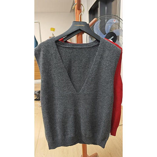 【不退不换】良木礼绵羊毛背心（Q2592271） 商品图1