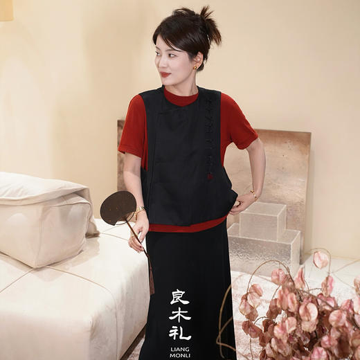 【不退不换】【预售7天】良木礼丝麻国风马甲（Q2510601） 商品图4