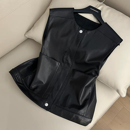 【预售7天】良木礼羊皮革马甲（Q2592245） 商品图0