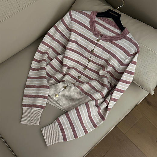 【预售7天】良木礼山羊绒开衫（Q2592252） 商品图1