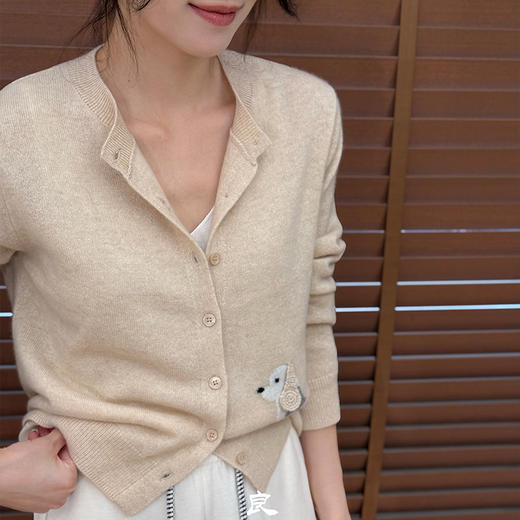 【预售7天】良木礼山羊绒开衫（Q2584574） 商品图1