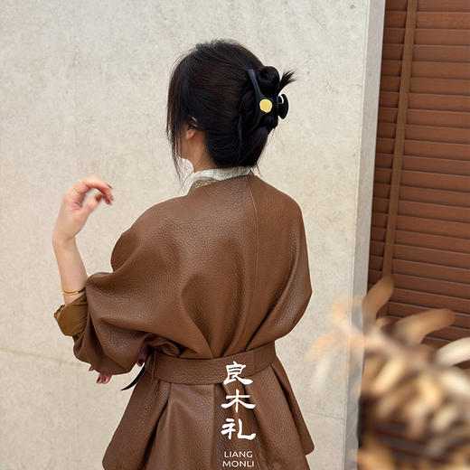 【预售7天】良木礼山羊皮外套（腰带）（Q2582120） 商品图7