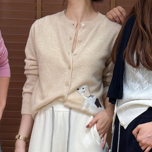 【预售7天】良木礼山羊绒开衫（Q2584574） 商品图3