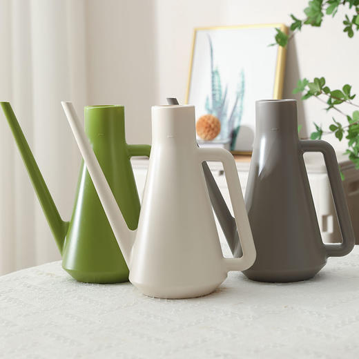 捷克进口Plastia长嘴浇水壶 灰色 Pierre 1.8L 商品图2