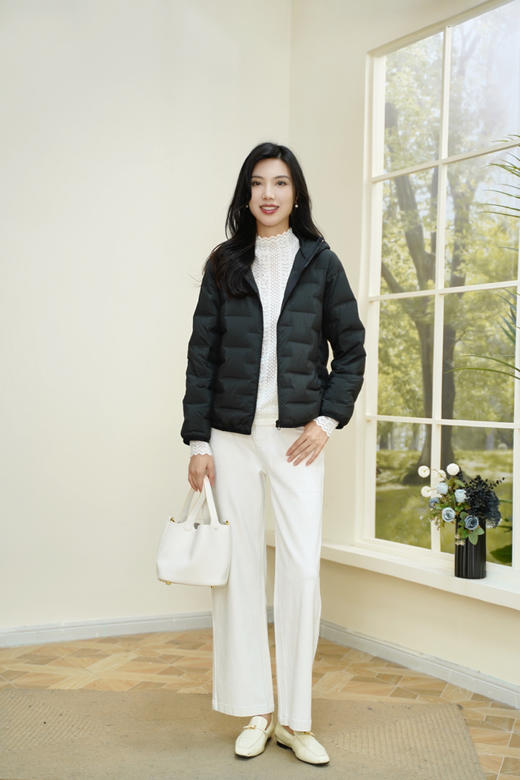 现货秒发臣禾	【蕾丝小衫】半高领法式植绒蕾丝花边套头打底衫	JZ253051775 商品图7