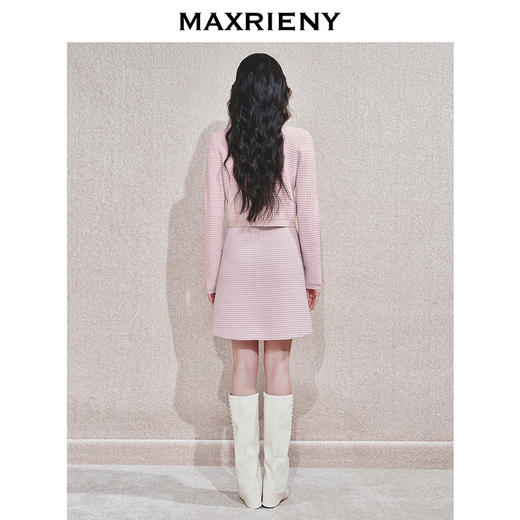 玛克门店发货：MAXRIENY肌理感外套女24冬新款华夫格华丽立体花设计(货号:MC85JA555) 商品图2