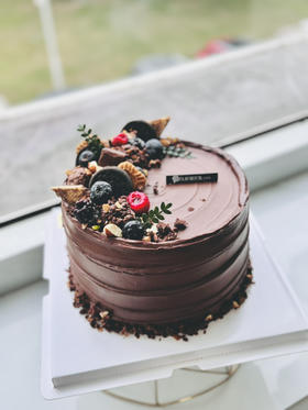 巧克力甘纳许奶油蛋糕