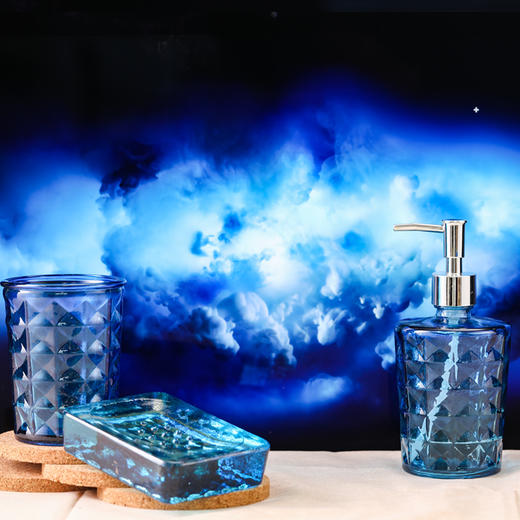 西班牙进口VSM玻璃卫浴三件套 菱格 天青色 商品图5